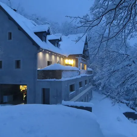 Gavarnie Fuer 8 Personen Und 4 By Interhome *