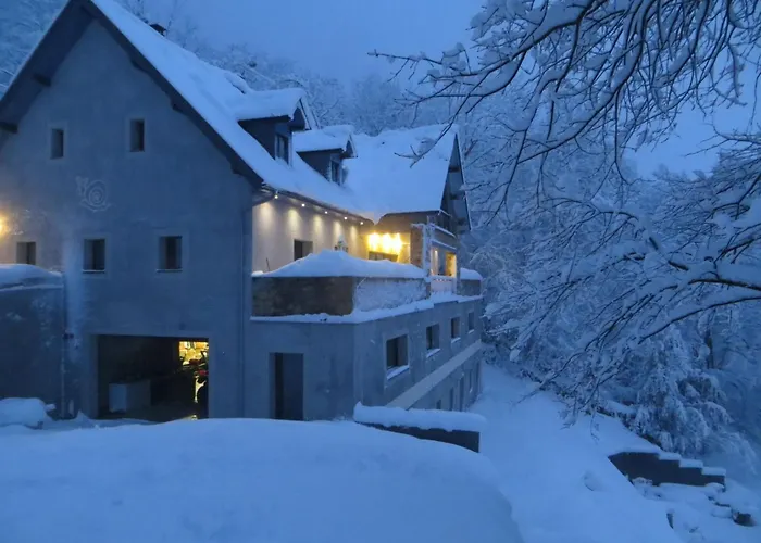 Gavarnie Fuer 8 Personen Und 4 By Interhome *